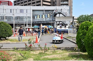 消防バッテリーカー